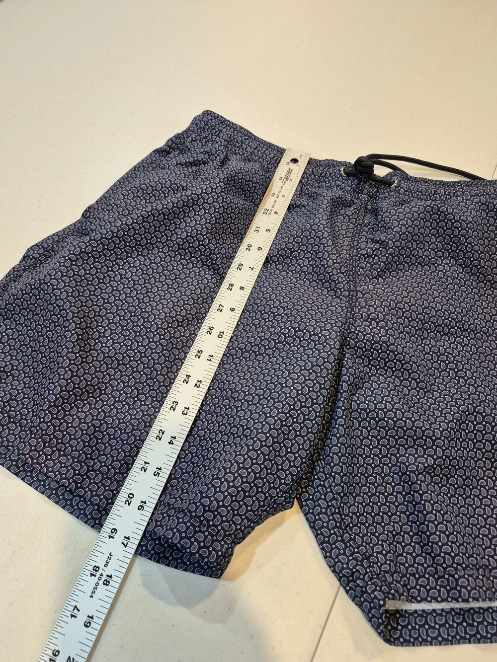 Slate & Stone Navy Paisley-Print Swim Trunks 4804